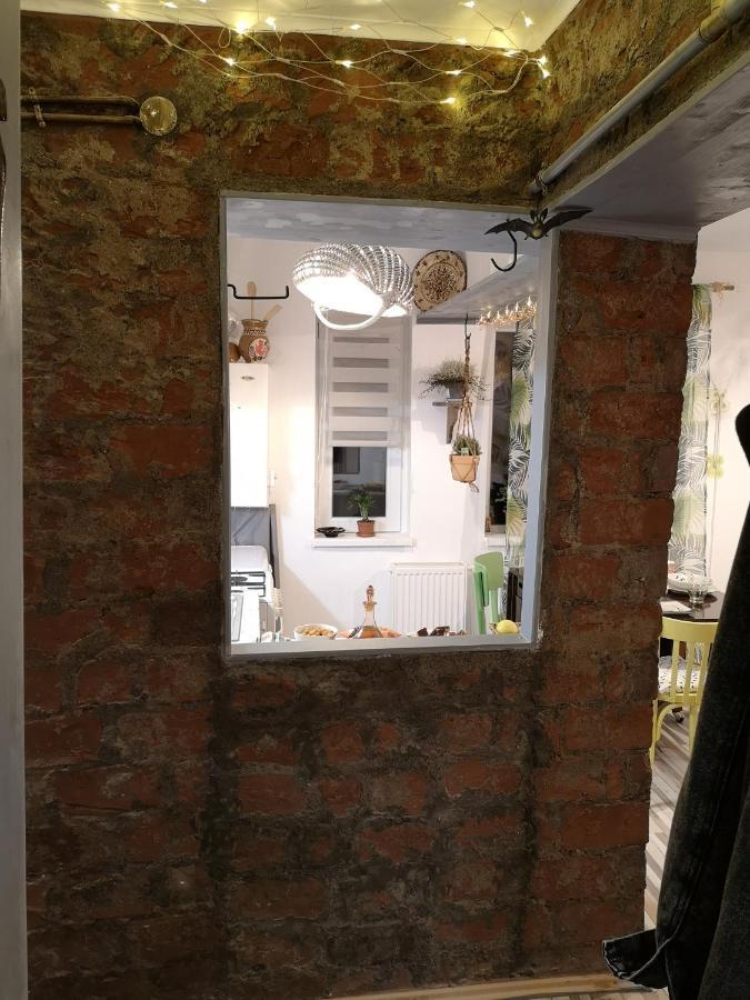 Ferienwohnung Little Modern Folk Apt Vălenii de Munte Exterior foto